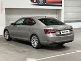 Škoda Superb (2016) 2.0TDi, ČR, L&K, DSG, bixen - náhled 6