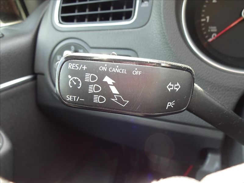 Volkswagen Polo 1,2 TSI 66kW - fotka 38 z 52