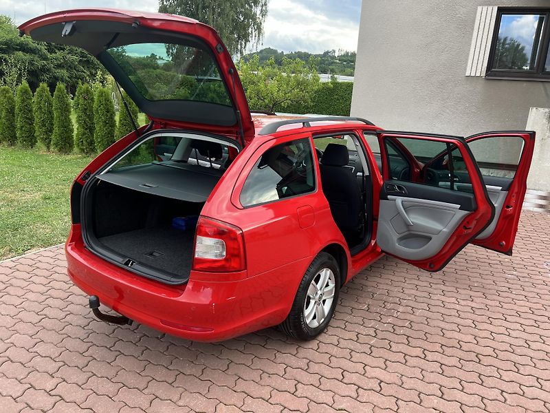 Škoda Octavia 1.2TSI 77KW,EDITION,TZ,ALU,ESP - fotka 29 z 47