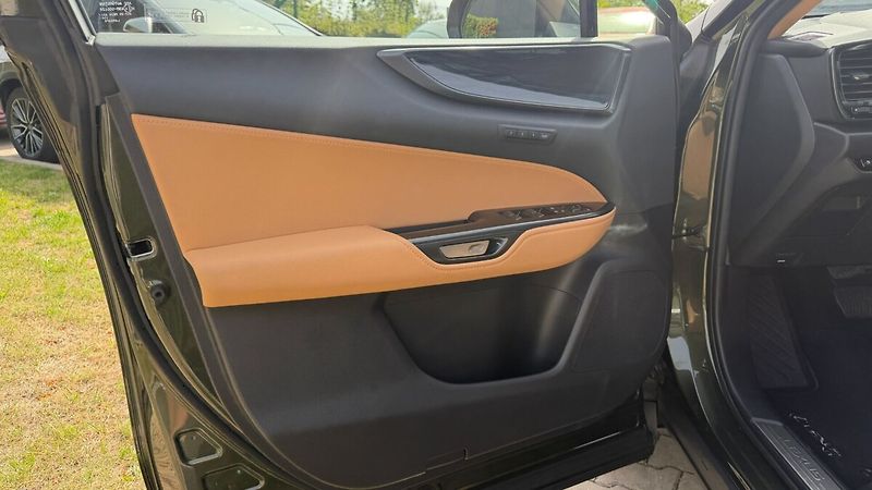 Lexus NX 350h 350H 2,5 HEV PRESTIGE - fotka 8 z 26