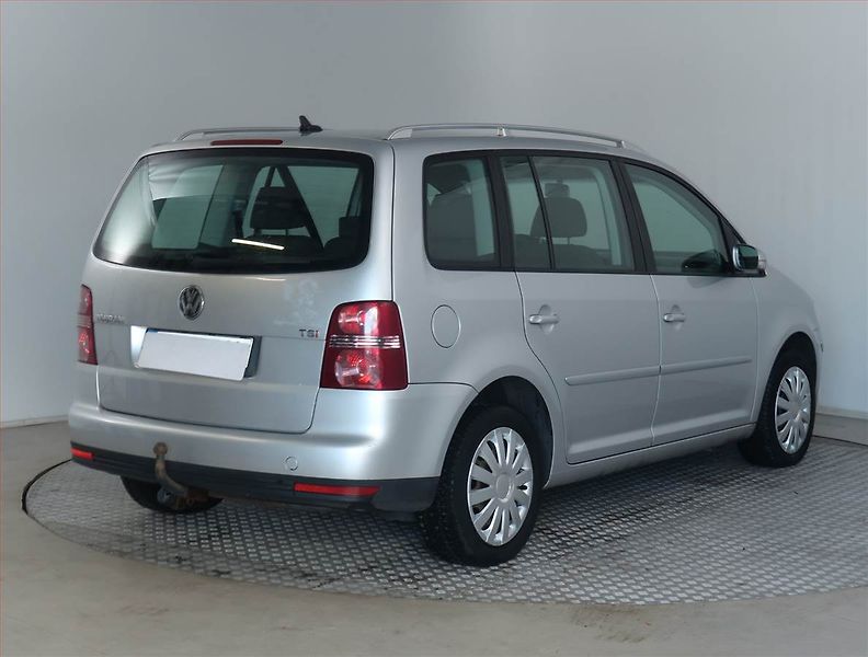 Volkswagen Touran (2007) Comfortline 1.4 TSI, Tažné - fotka 5 z 15