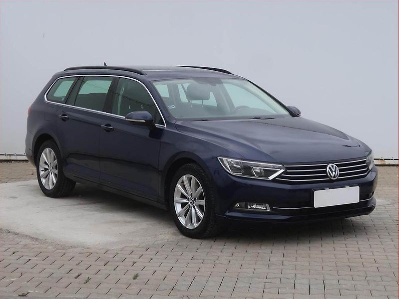 Volkswagen Passat (2017) 1.6 TDI, Automat, Navi - fotografie inzerátu