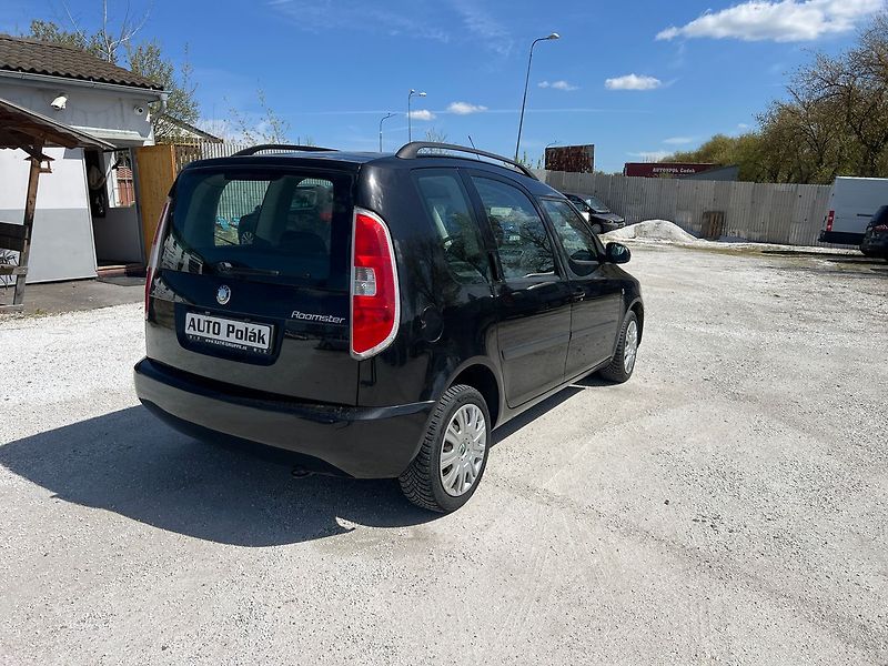 Škoda Roomster 1.6 i - fotka 8 z 15