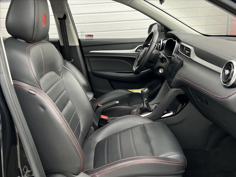 MG ZS 1,5 VTI-tech ICE Luxury záruka - fotka 19 z 25