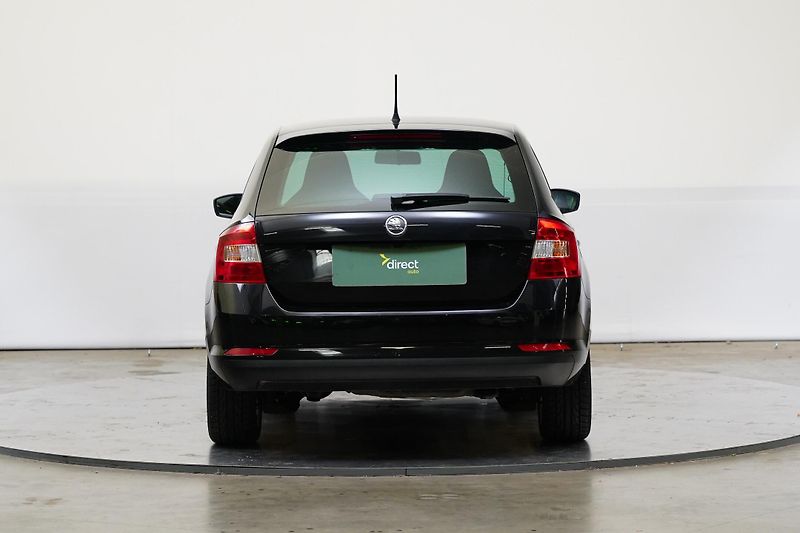 Škoda Rapid - fotka 6 z 25
