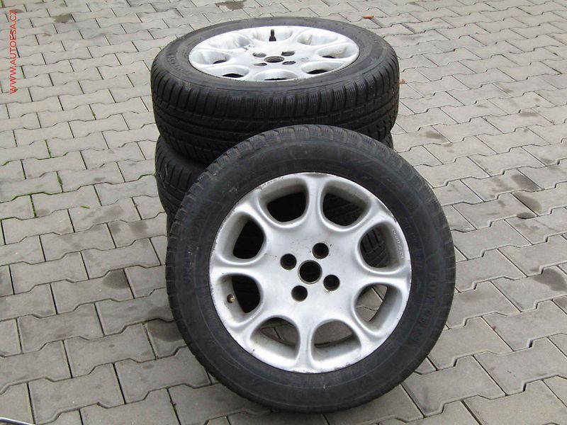 Fiat Multipla (2006) 1.9 JTD, ČR - fotka 16 z 17