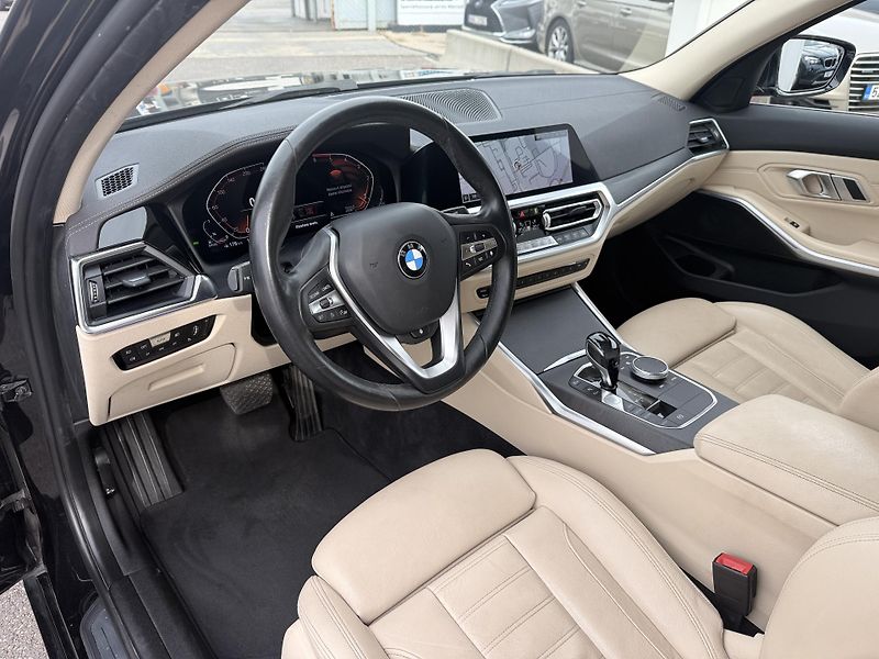BMW Řada 3 320D  - fotka 11 z 43