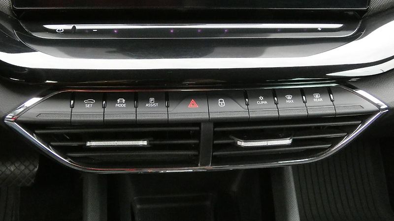 Škoda Octavia 2,0 TDI DSG Style 110 kW - fotka 17 z 23