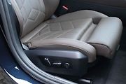 BMW řady 5 s motorizací 520d.