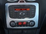 Ford Focus (2008) 1.6 16V, po STK, rezervace - náhled 12