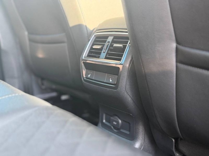 Škoda Karoq Style Plus 1,5 TSI 110kW 7° DS - fotka 9 z 38