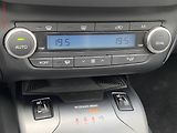 Toyota Avensis (2016) 2.0 D-4D, Sport, kůže, +ALU - náhled 14