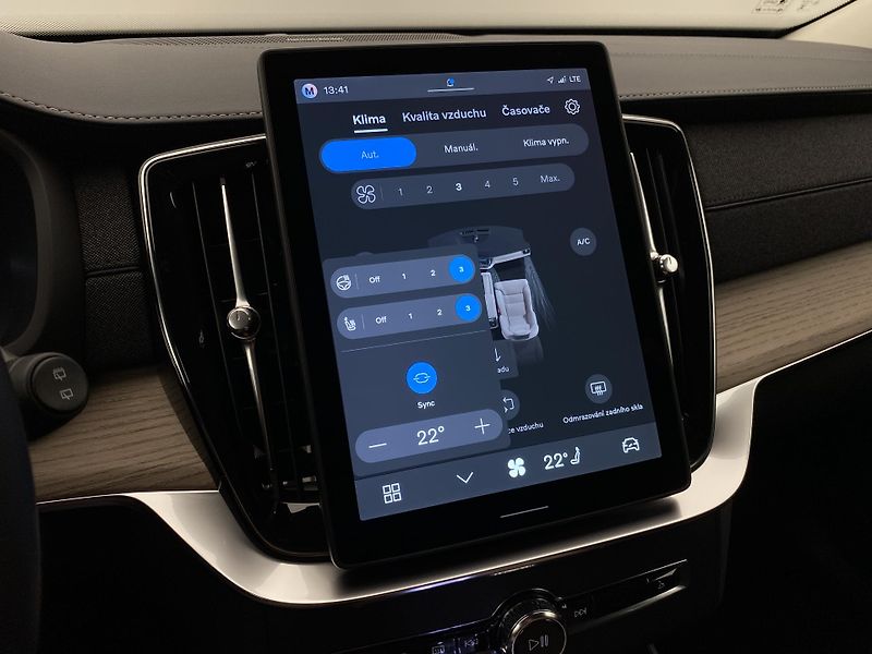 Volvo XC90 (2026) T8 AWD RECHARGE BRIGHT PLUS 7m - fotka 45 z 72