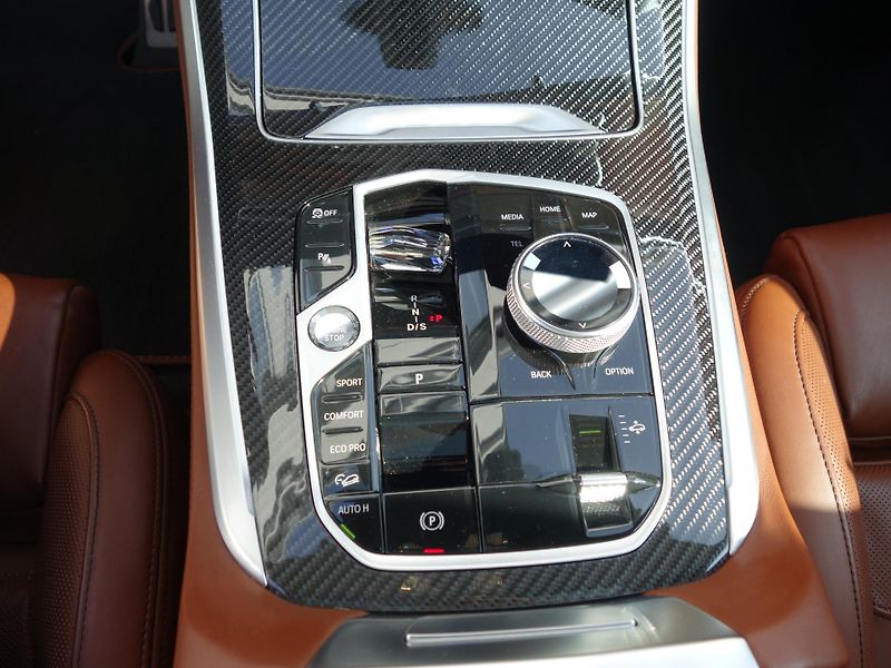 BMW X5 (2024) 40 d xDrive M Sport - fotka 16 z 20