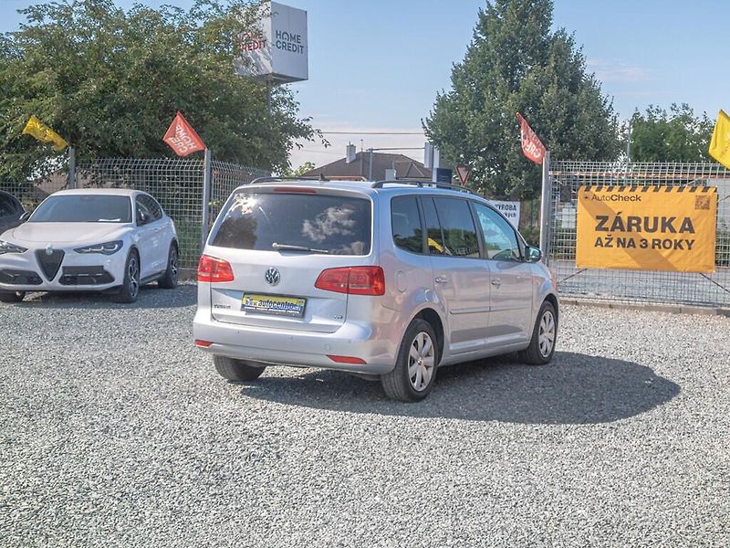 Volkswagen Touran (2014) 1.6TDI 77KW DSG NAVI – 7 SEDAD - fotka 5 z 50