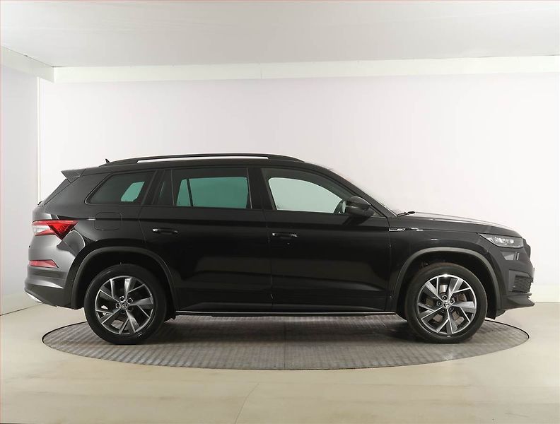 Škoda Kodiaq (2022) Sportline 2.0 TDI, Sportline - fotka 6 z 24