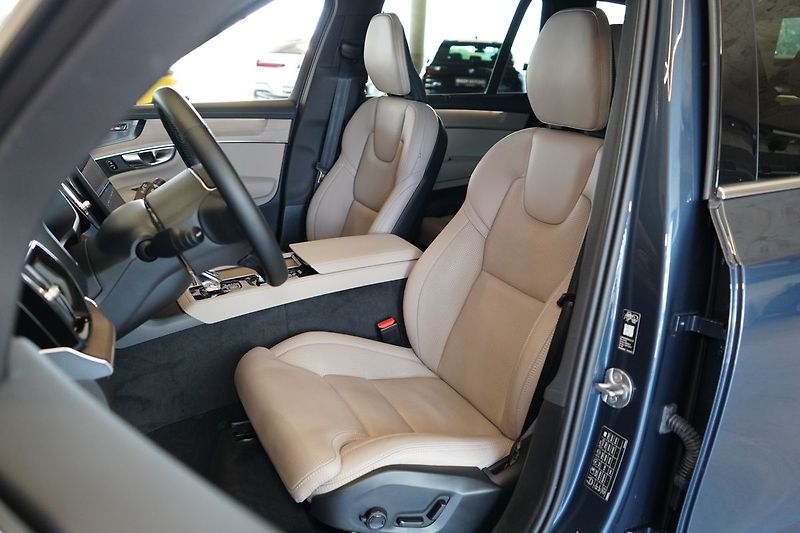 Volvo XC90 T8 PLUS Bright, Ventilace, 360 - fotka 19 z 49
