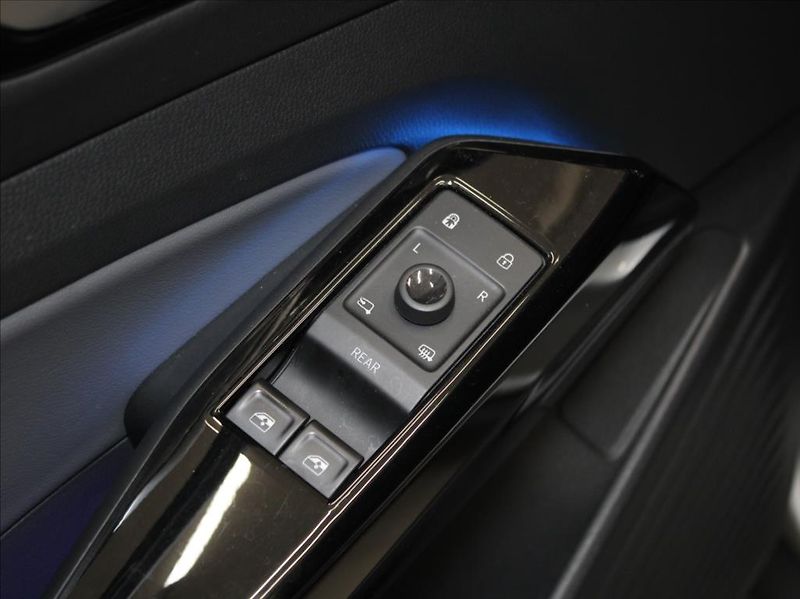 Volkswagen ID.4 0,0 77kWh 195kW Pro 4Motion ČR - fotka 19 z 23