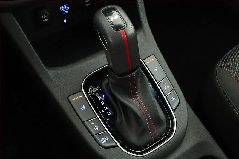 Hyundai i30 (2023) N-Line 1.5 T-GDI - fotka 12 z 20