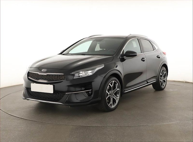 Kia XCeed (2020) 1.4 T-GDI, Automat, Serv.kniha - fotka 2 z 20