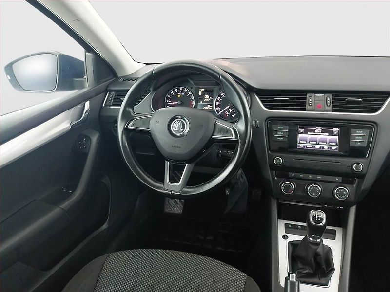Škoda Octavia (2016) Ambition 1.6 TDI, Tempomat - fotka 7 z 15