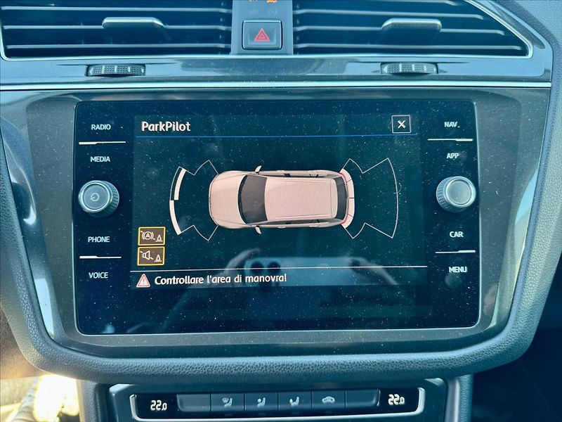 Volkswagen Tiguan 2,0 TDi 110kw DSG 4-Motion LED - fotka 9 z 20