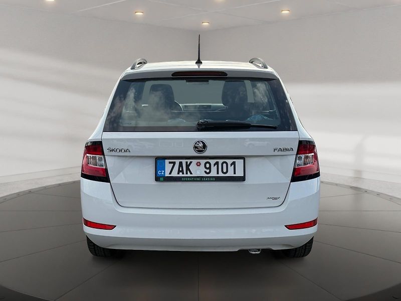 Škoda Fabia (2019) AMBITION 1.0TSI 70kW CZ DPH - fotka 5 z 11