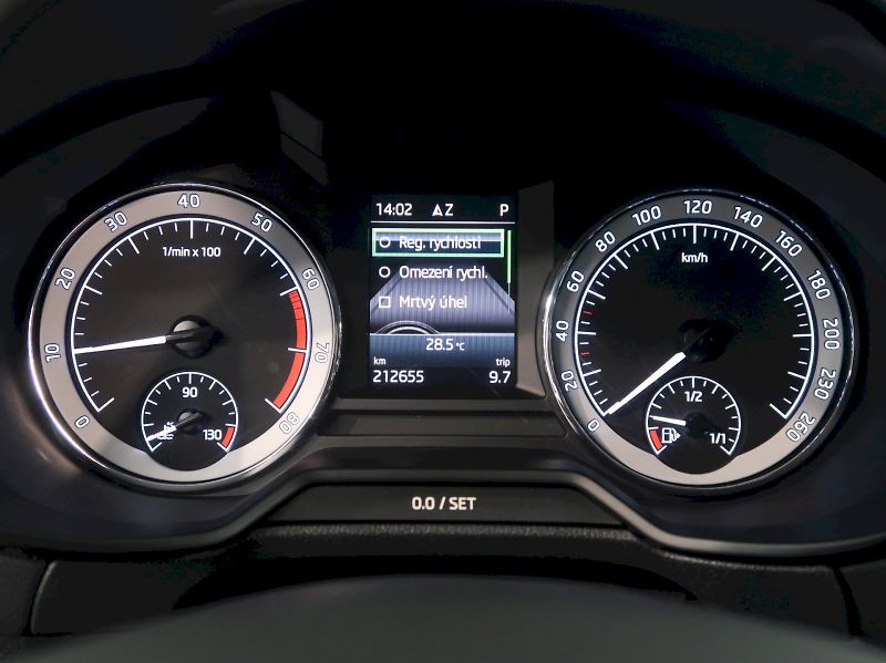 Škoda Octavia (2019) STYLE PLUS 1.5TSI 110KW DSG NA - fotka 17 z 38