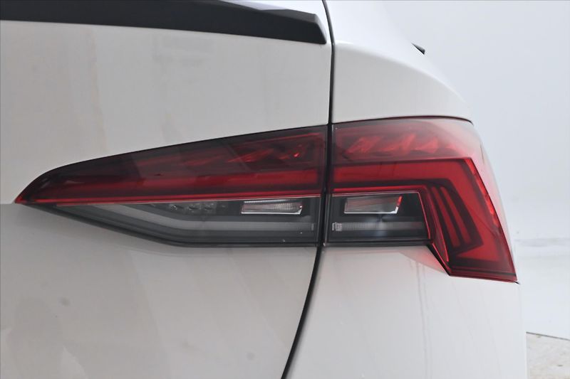 Škoda Octavia 2,0 TDI RS 147kW DSG Záruka až - fotka 31 z 32
