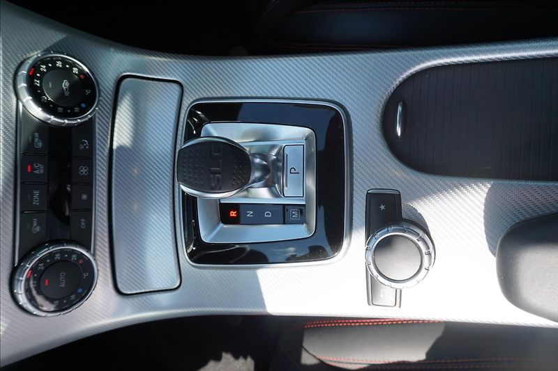 Mercedes-Benz SLC 3,0 AMG 43 - fotka 15 z 20