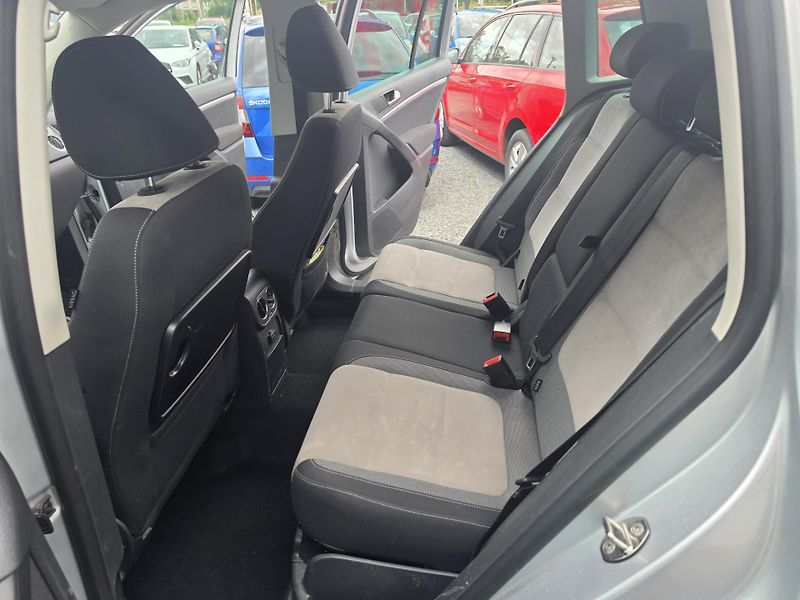 Volkswagen Tiguan 2.0 TDI DSG TZ 4Motion Led - fotka 7 z 20
