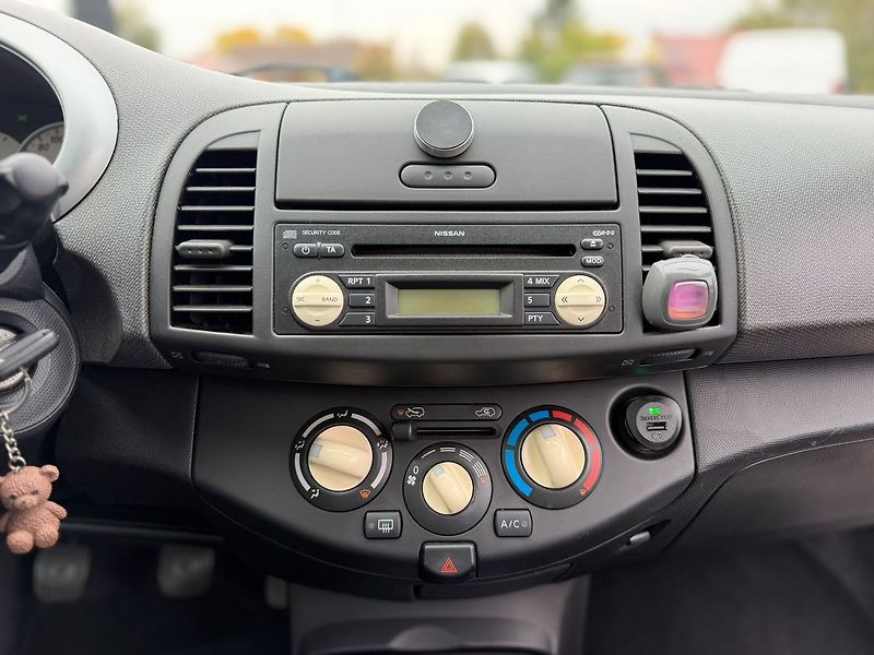 Nissan Micra Cabrio HardTop 1.4 90 - fotka 23 z 29