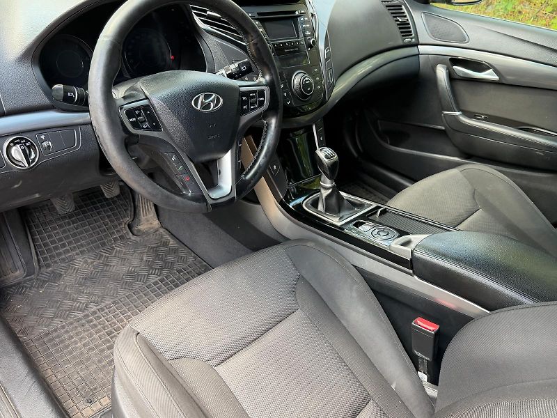 Hyundai i40 (2013) 1.7CRDI,733 223 624 VOLAT - fotka 13 z 14