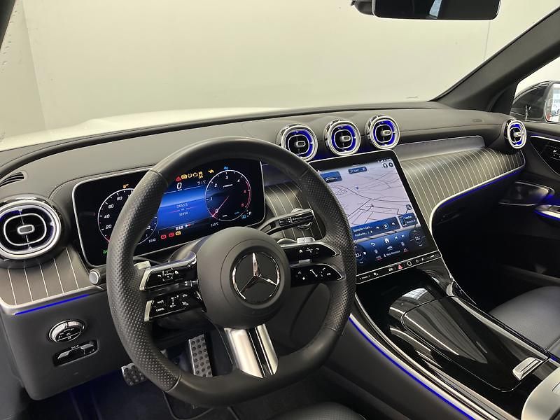 Mercedes-Benz GLC SUV 220d 4MATIC AMG Line Night - fotka 10 z 22