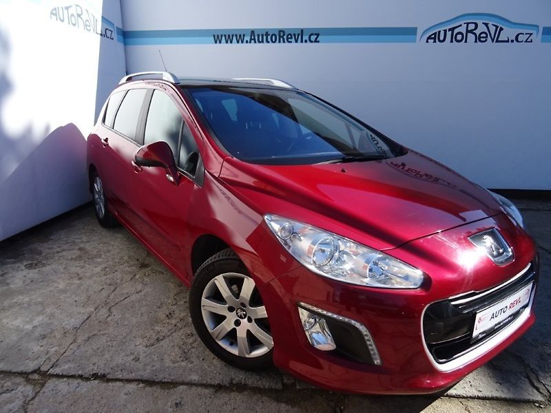 Peugeot 308 (2013) 1.6i,88kW,NovéČR,klima - fotografie inzerátu