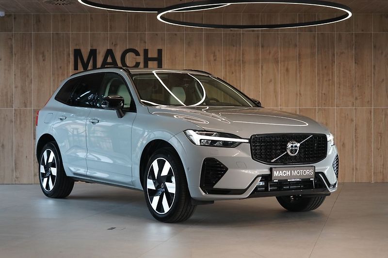Volvo XC60 T8 Ultra Dark PHEV, Pano, 360° - fotka 4 z 48