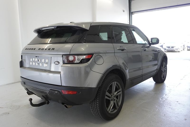 Land Rover Range Rover Evoque 2,2 SD4 DYNAMIC 4WD AUT. - fotka 5 z 31