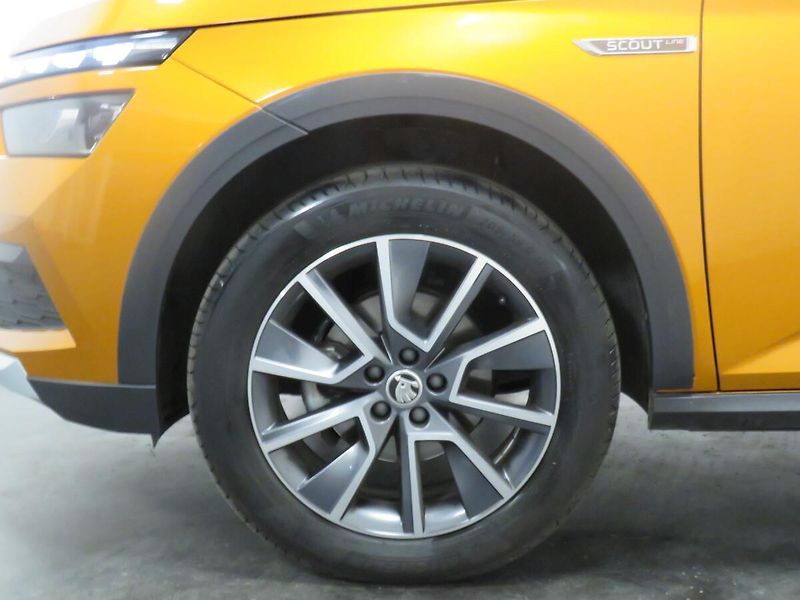 Škoda Kamiq - fotka 10 z 26