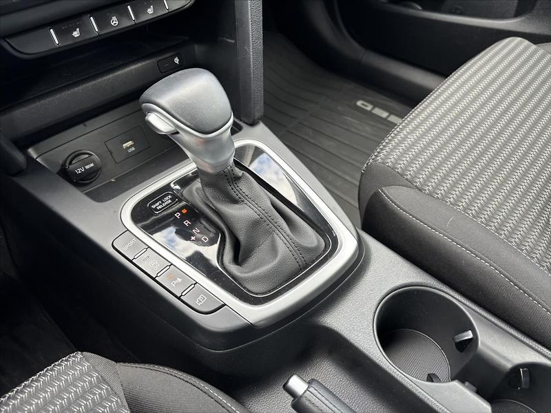 Kia Ceed 1,5 TGDi AT TOP ZÁRUKA CARPLAY - fotka 31 z 42