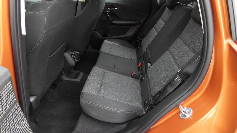 BMW X1 sDrive 18i - fotka 18 z 22