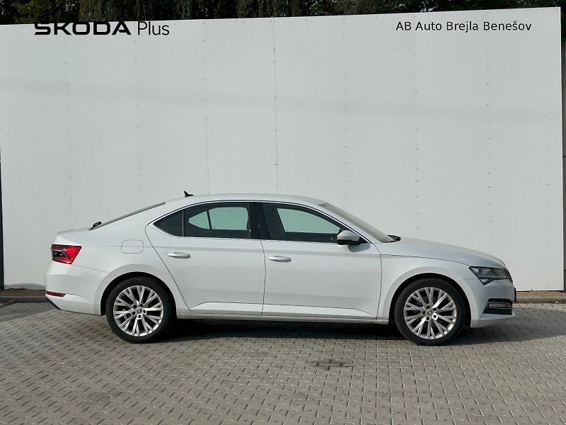 Škoda Superb (2022) STY TD 147/2.0 A7F - fotka 7 z 31