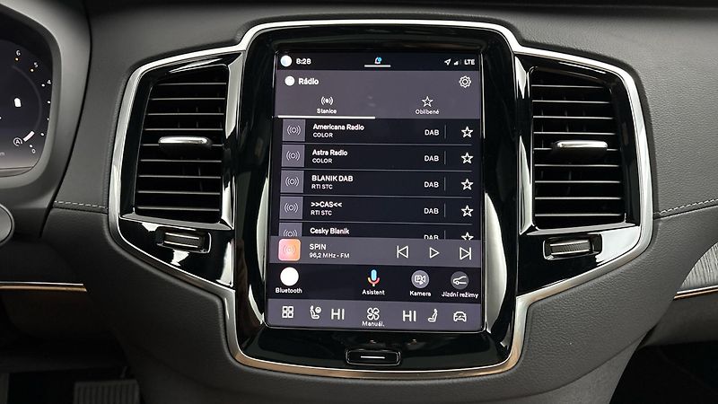 Volvo XC90 2.0 B5 AUT AWD Ultimate Bright - fotka 11 z 34