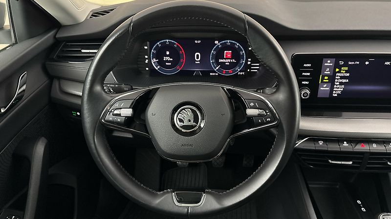 Škoda Octavia 2.0 TDI Ambition Combi - fotka 9 z 24