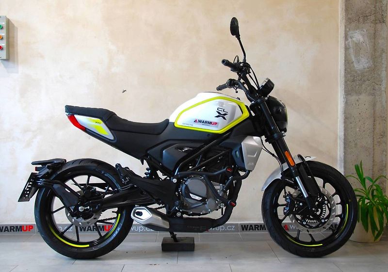 CFMOTO 300 CL-X (2026) 300CL-X - prezentační model,99 - fotka 1 z 20