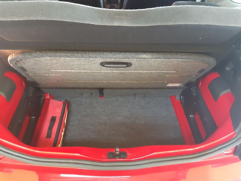 Volkswagen up! 1.0 MPI 55KW KLIMA TEMPOMAT - fotka 19 z 24