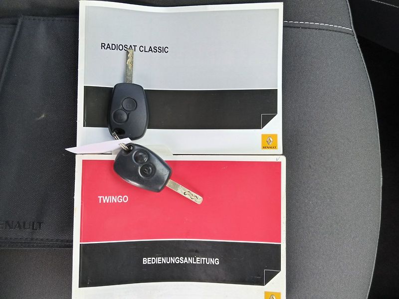 Renault Twingo (2011) Panorama! edice Day & Night! - fotka 16 z 21