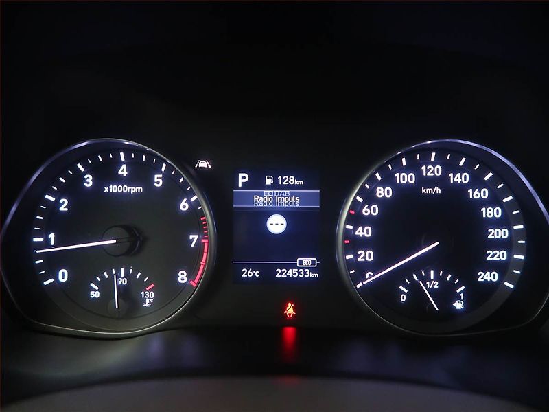 Hyundai i30 (2021) 1.5 T-GDI MHEV, Automat - fotka 11 z 12