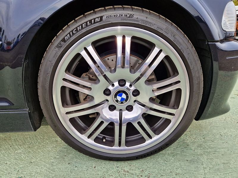 BMW M3 - fotka 13 z 39