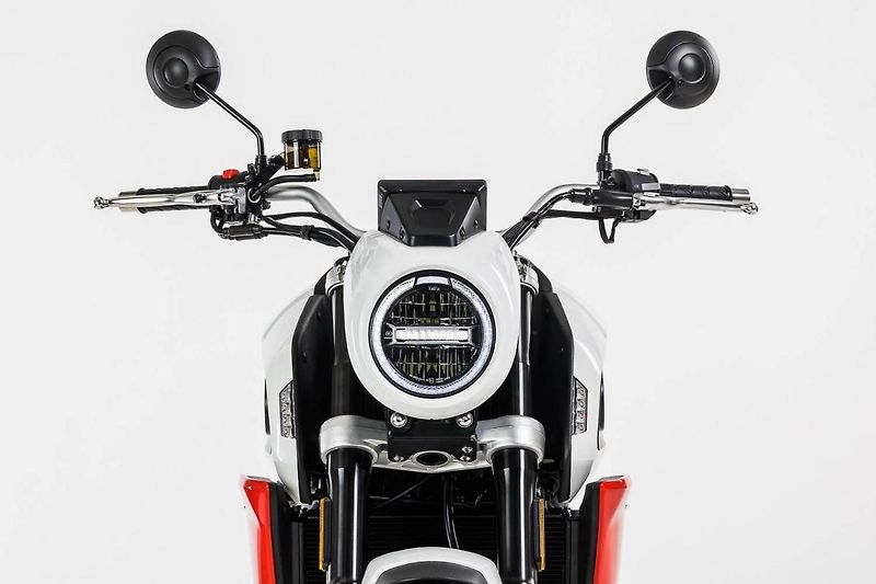 Jawa (2026) JD 750 RETRO - fotka 5 z 18