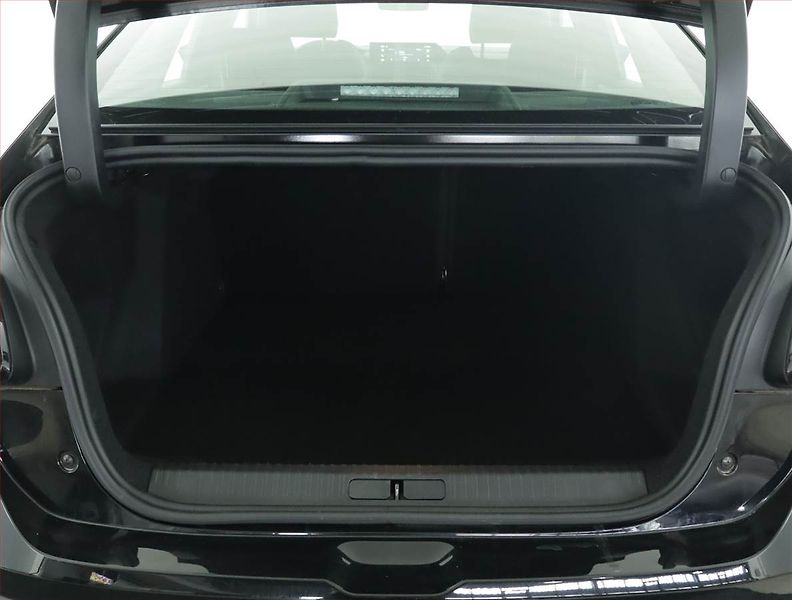 Citroën C4 X (2023) 1.2 PureTech - fotka 14 z 16